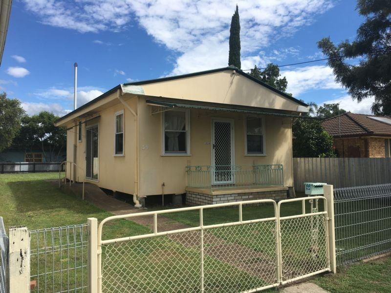 2 bedrooms House in 34 Second Street WESTON NSW, 2326