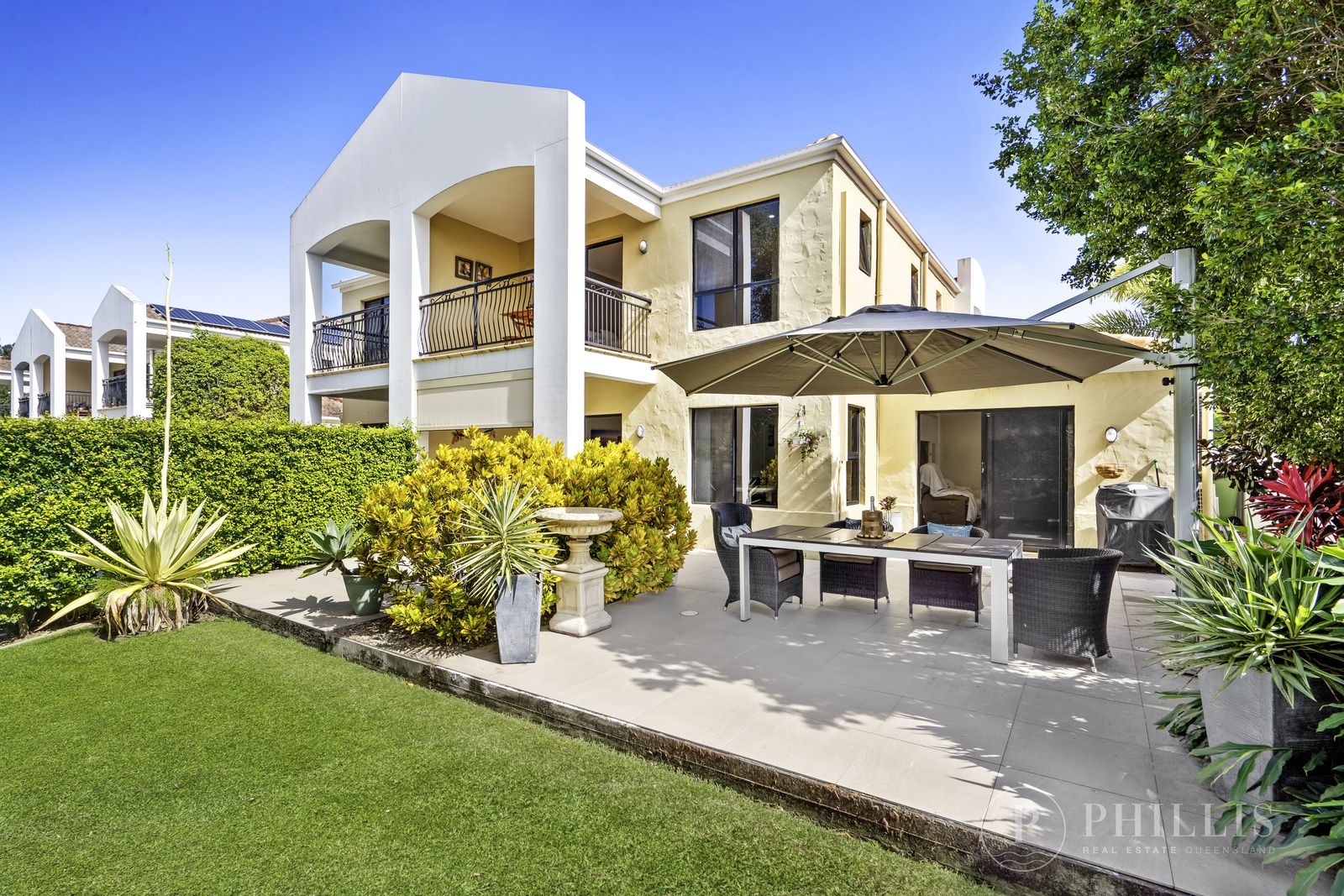 8882 Magnolia Drive East, Hope Island QLD 4212, Image 0