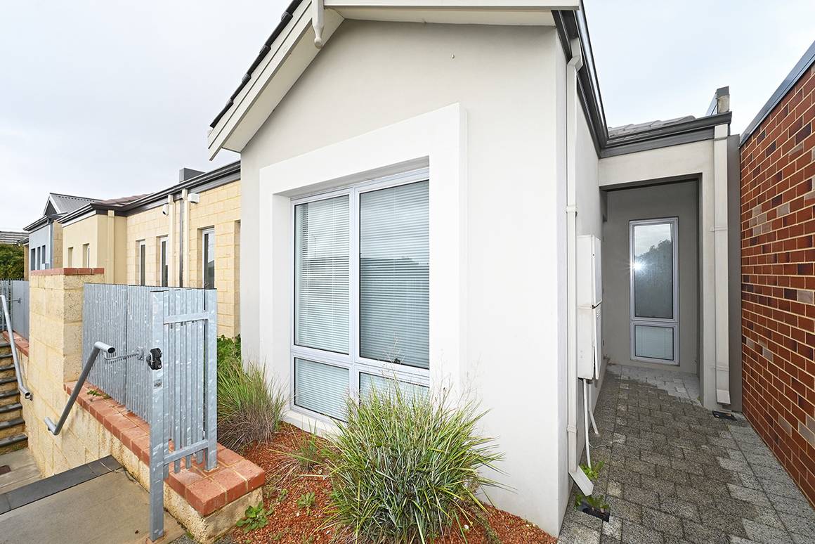 Picture of 20 Antares Street, CLARKSON WA 6030