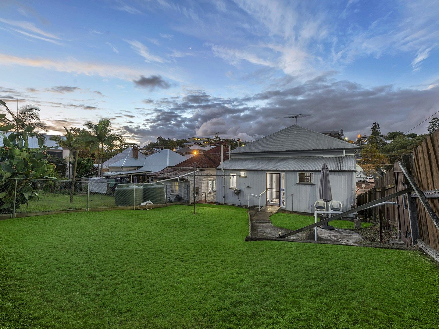 227 WATER ST, Spring Hill QLD 4000, Image 0