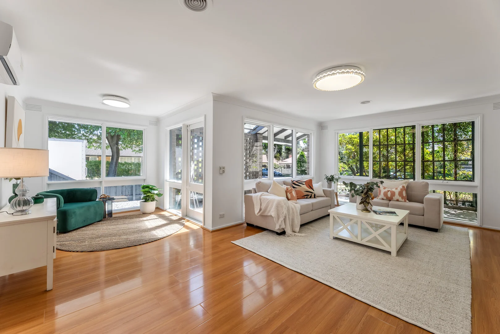 Primary image of 42 Carinya Road, Vermont VIC 3133