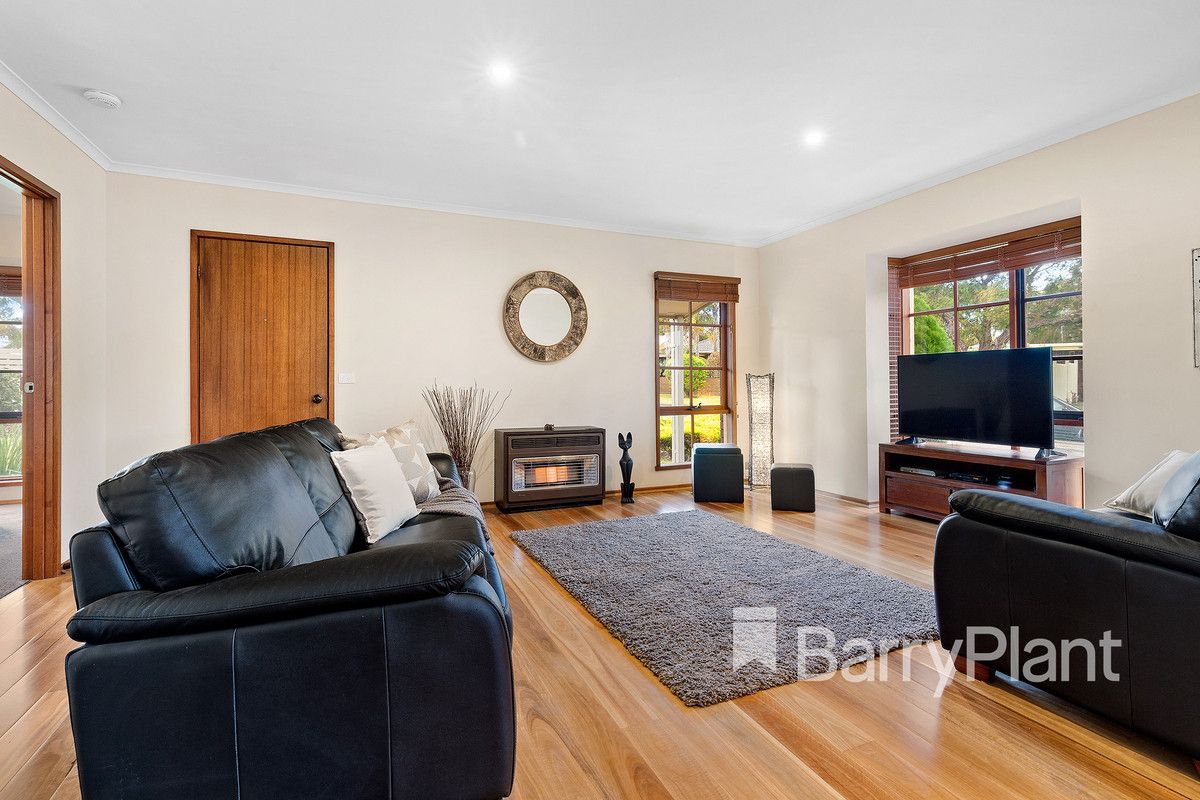 12 Kendall Court, Rosebud VIC 3939, Image 2