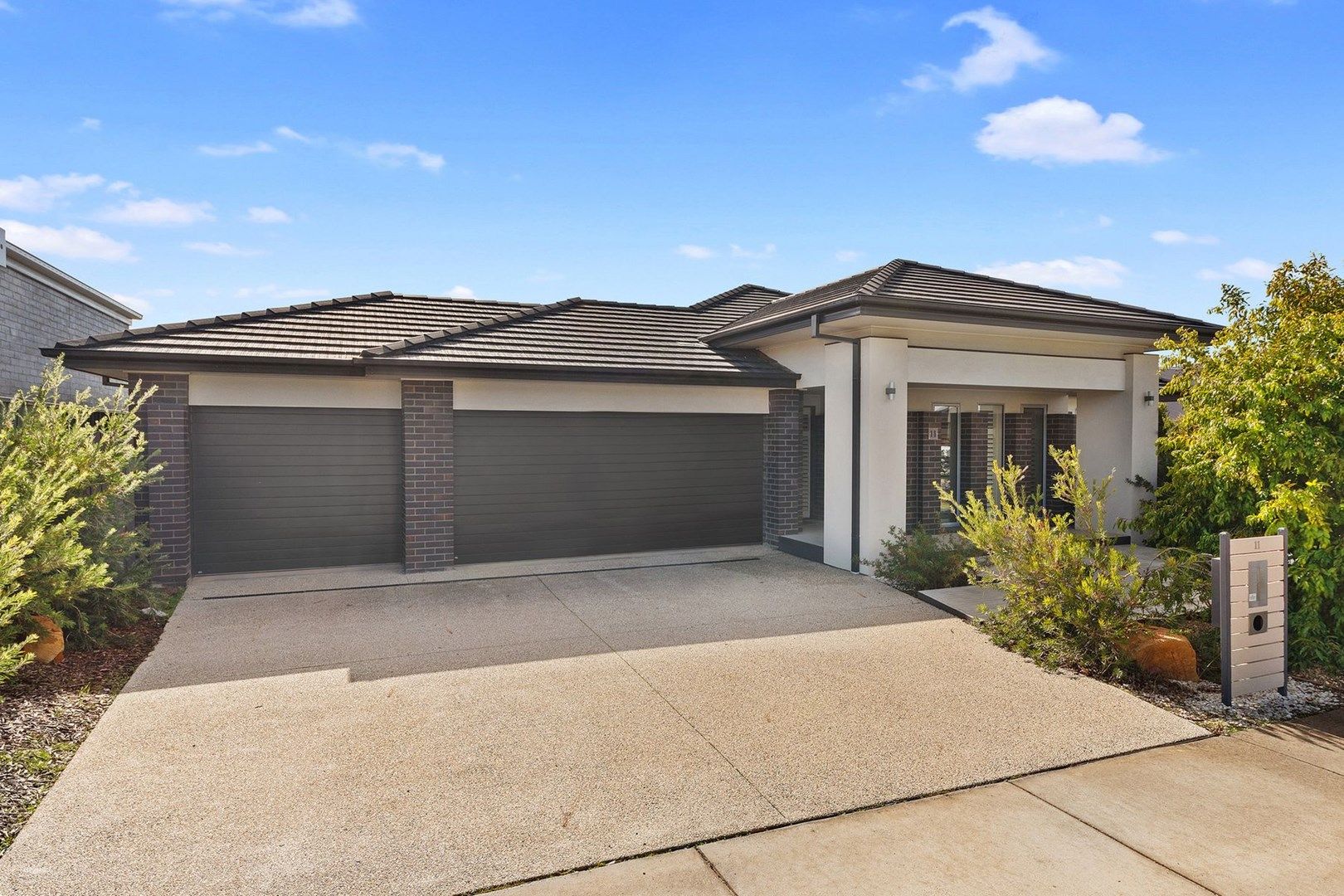 11 McConnell Drive, Junortoun VIC 3551, Image 0