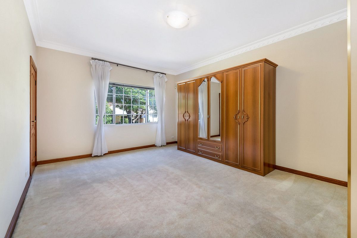 79 Cottenham Avenue, Kingsford NSW 2032, Image 2