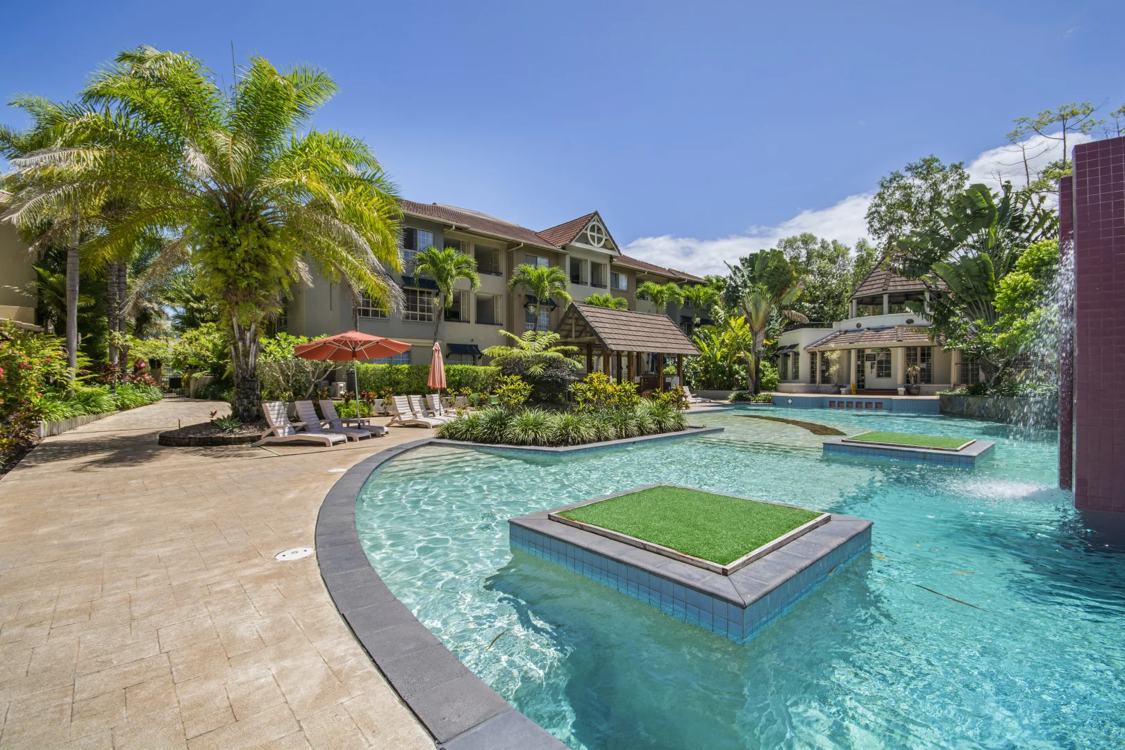 Additional image 8 of 1612/2 Greenslopes Street, Cairns North QLD 4870