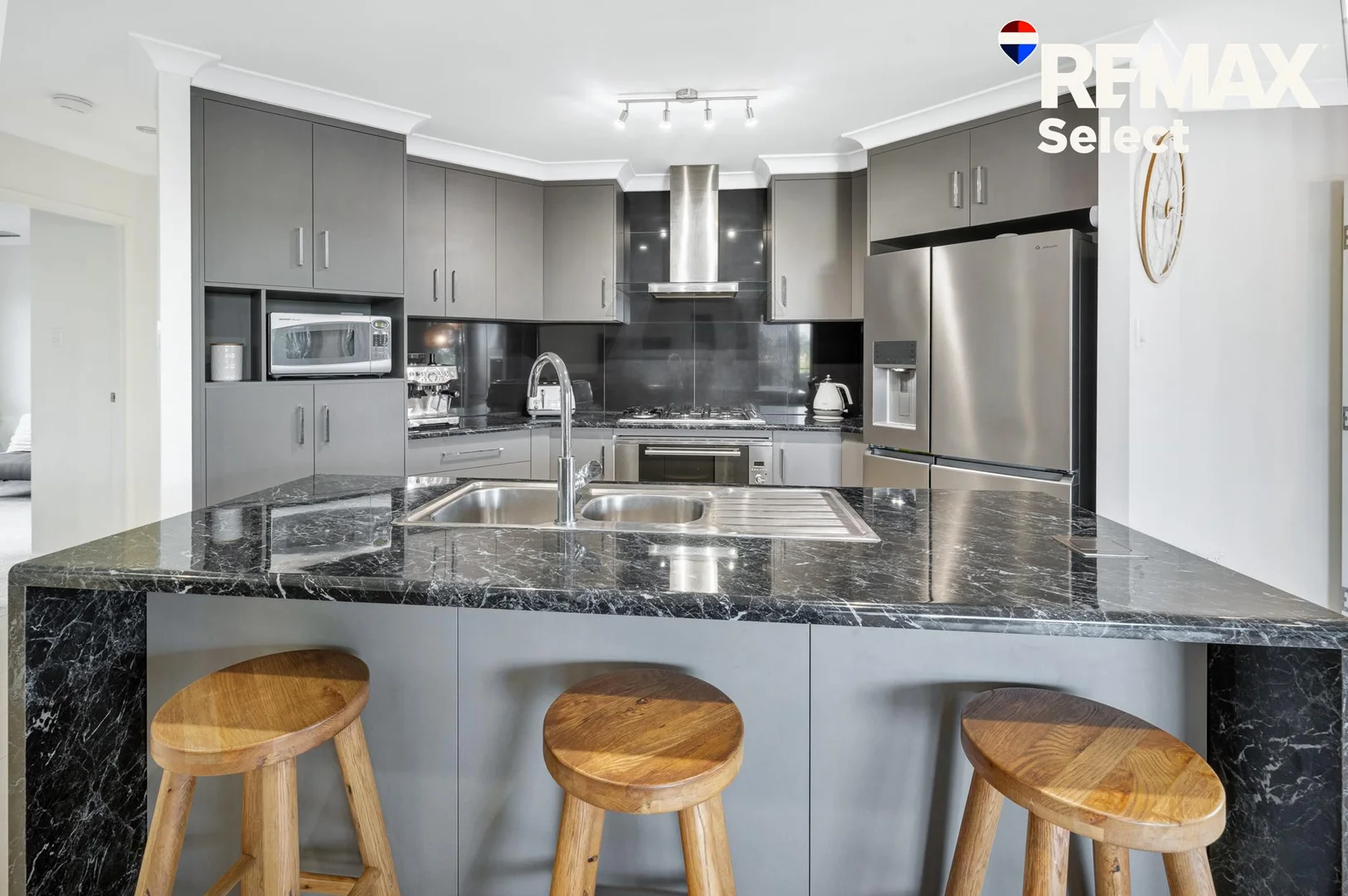 Additional image 8 of 46 Douglas Crescent, Rural View QLD 4740