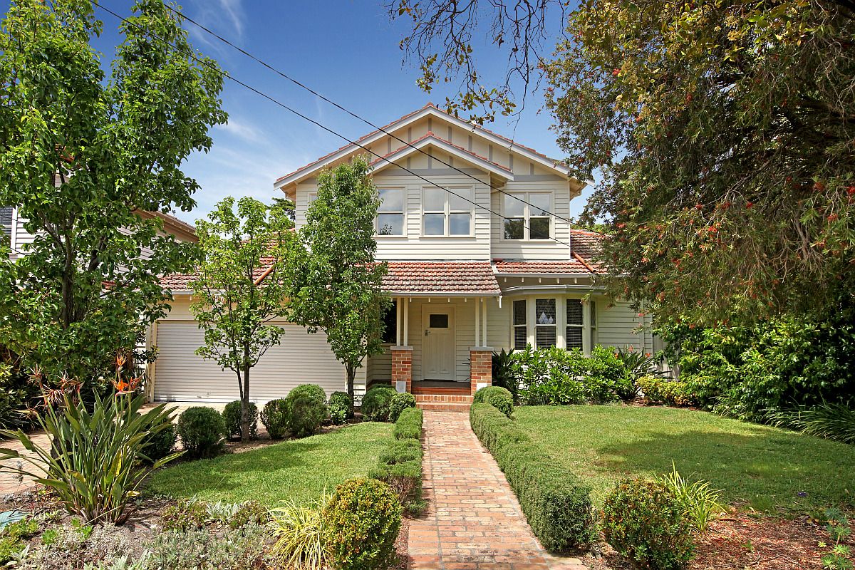4 bedrooms House in 19 Louise Street BRIGHTON EAST VIC, 3187