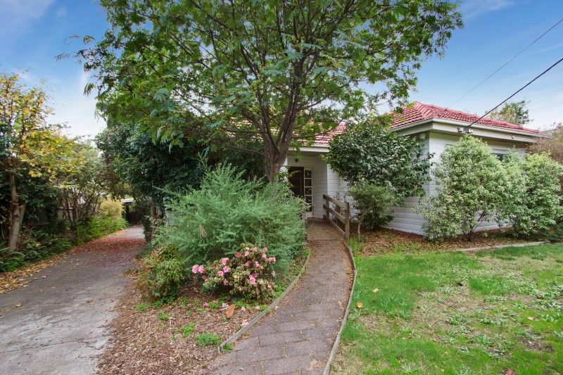 9 Gowrie Avenue, Frankston South VIC 3199, Image 2