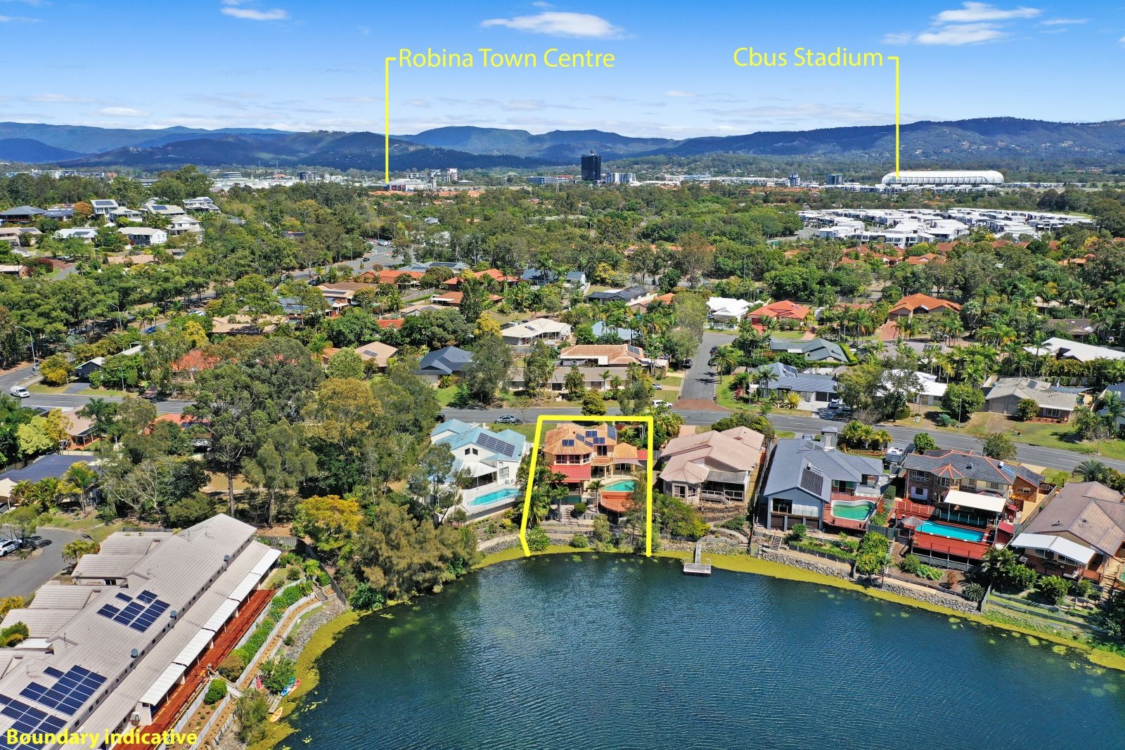 5 bedrooms House in 13 Tullamarine Drive ROBINA QLD, 4226