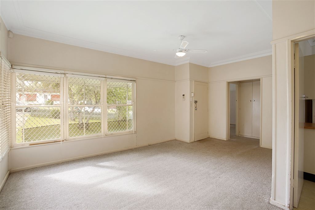 1 Bocking Avenue, Bradbury NSW 2560, Image 2