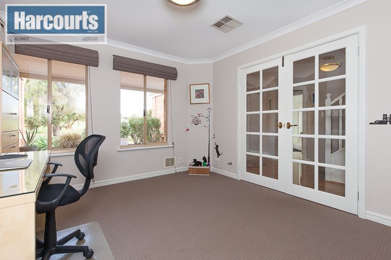 41 Ambassador Drive, Currambine WA 6028, Image 2