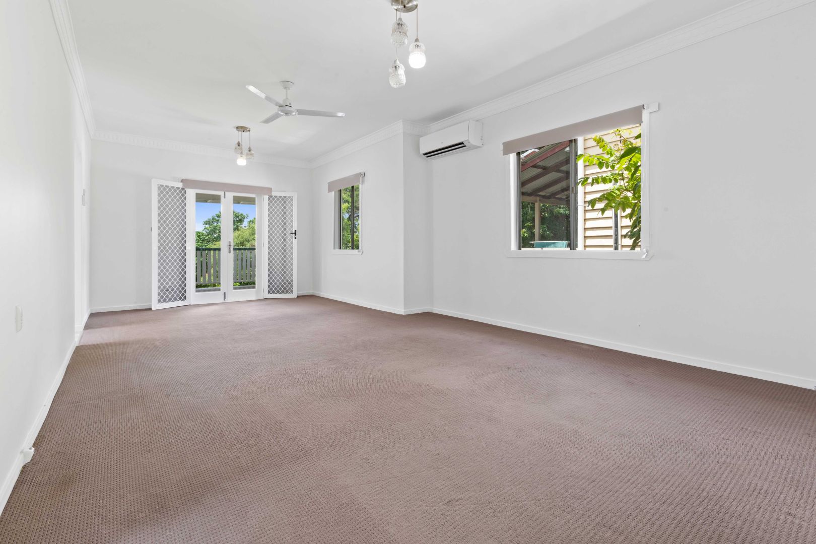 16 Nicholson Street, Greenslopes QLD 4120, Image 1