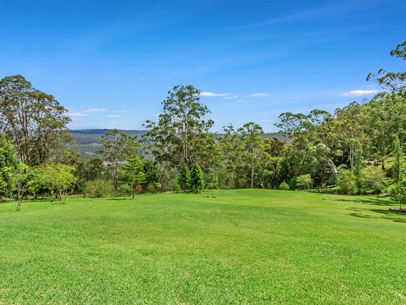 85 Walter Court, Wongawallan QLD 4210