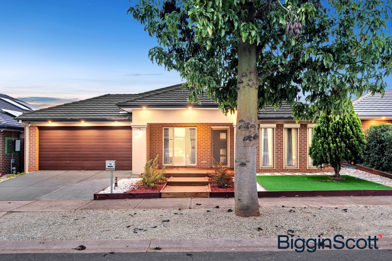 5 bedrooms House in 24 Borboleta Street TARNEIT VIC, 3029