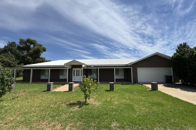 Picture of 1 Randall Place, CONDOBOLIN NSW 2877