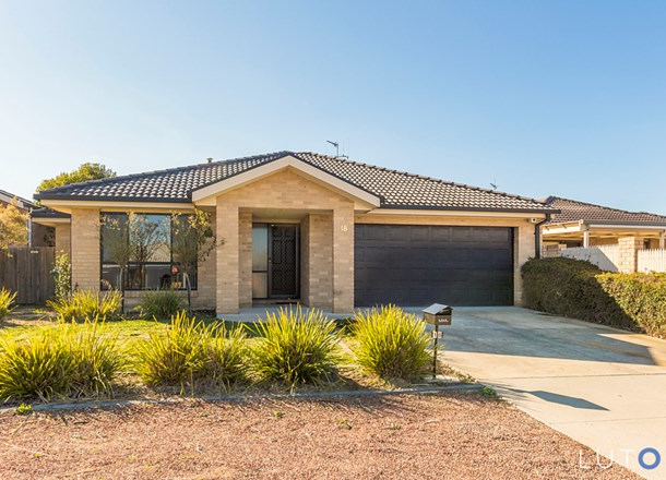 18 Dora Street, Jerrabomberra NSW 2619