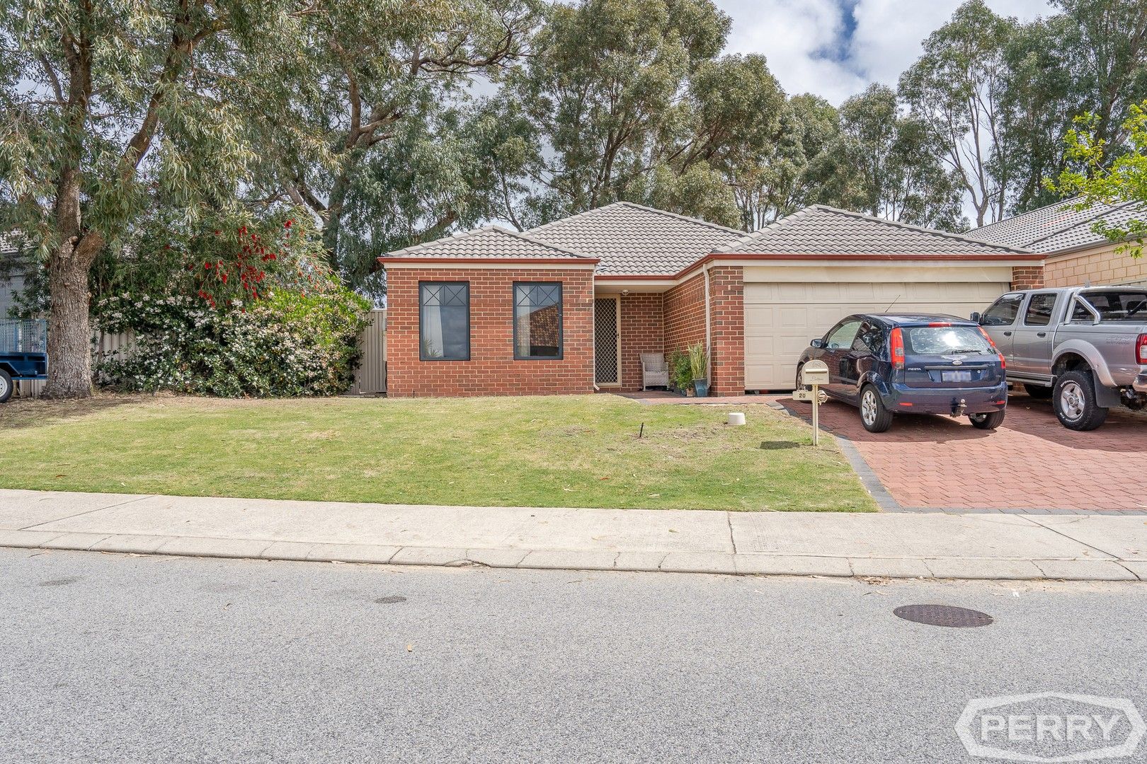 4 bedrooms House in 20 Pingle Drive GREENFIELDS WA, 6210