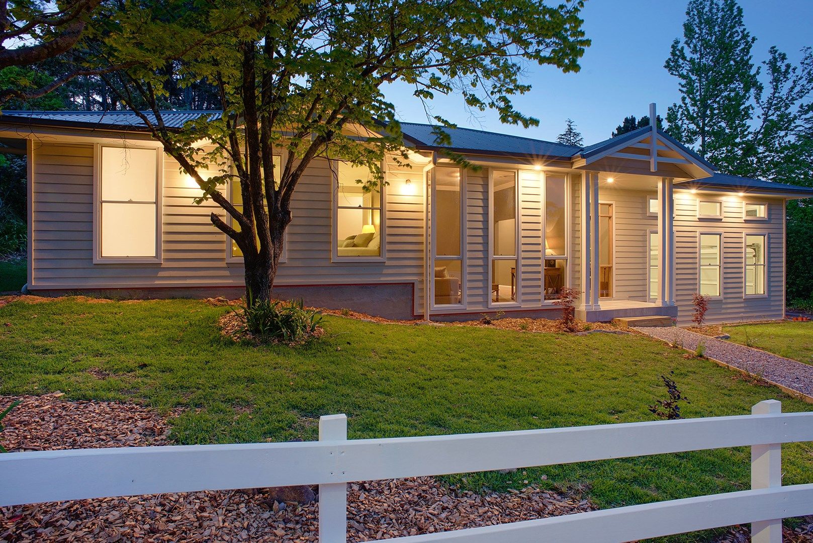 19 St Andrews Road, Leura NSW 2780, Image 0