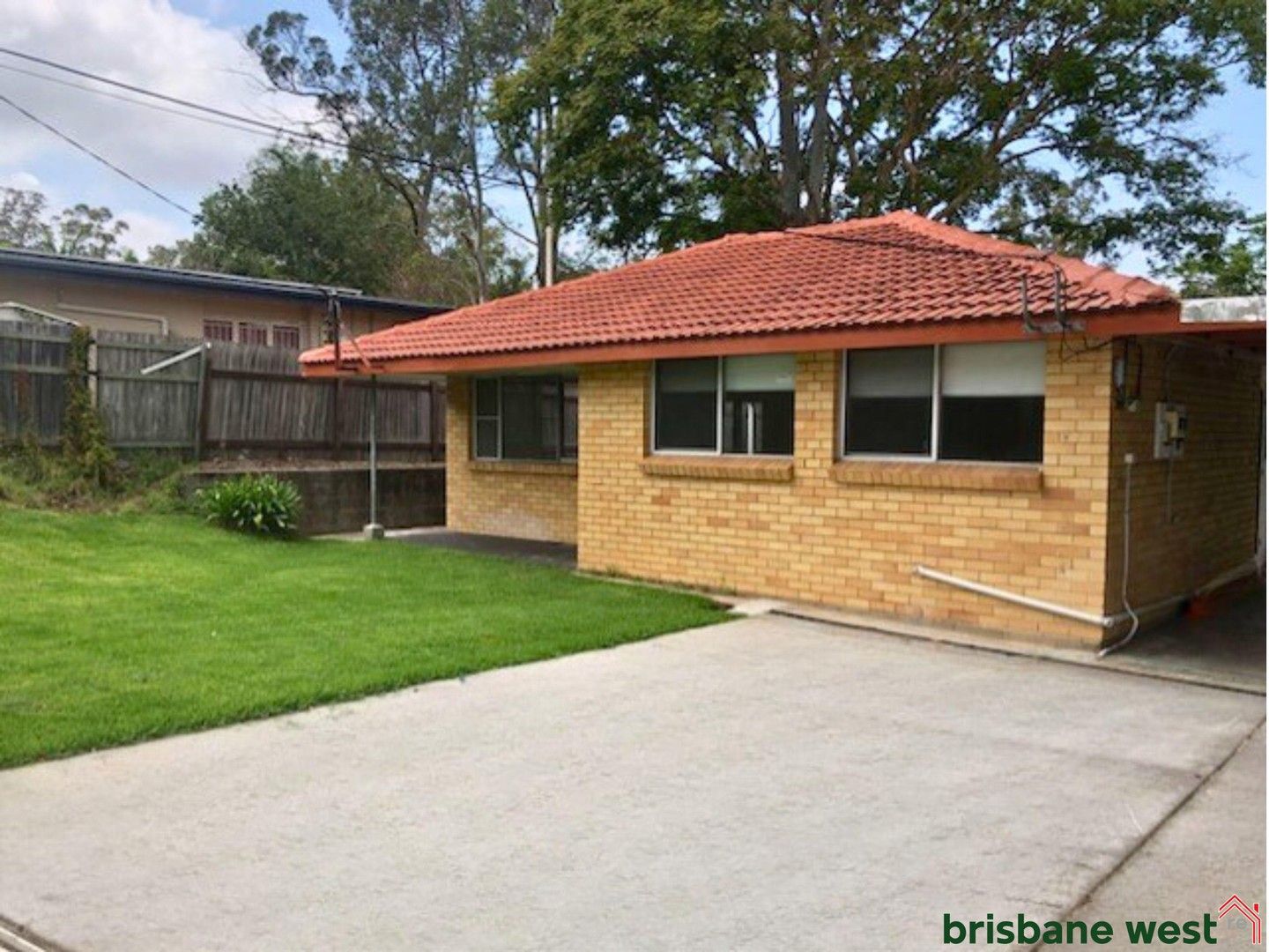 3 bedrooms House in 46 Brookfield Road KENMORE QLD, 4069