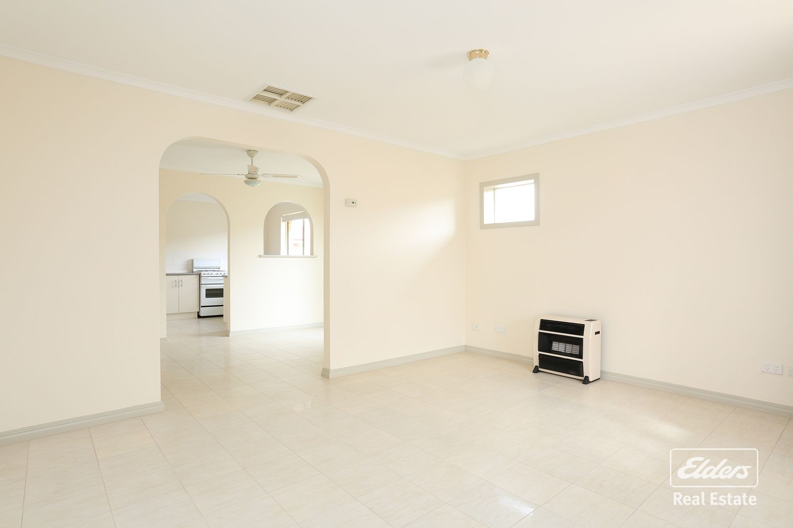 Unit 4/8 Jarvis Street, Willaston SA 5118, Image 2