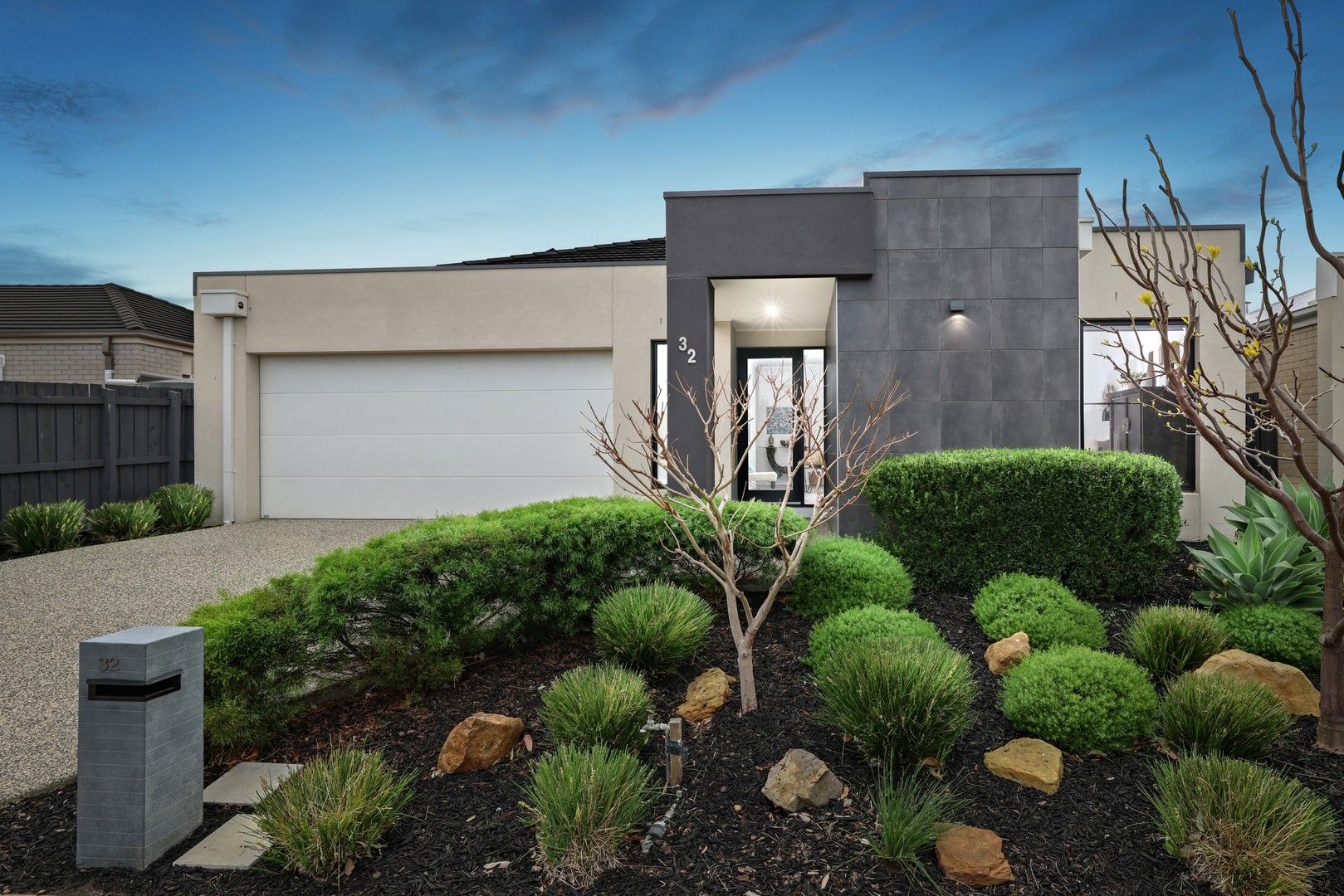 3 bedrooms House in 32 Canterbury Drive BACCHUS MARSH VIC, 3340