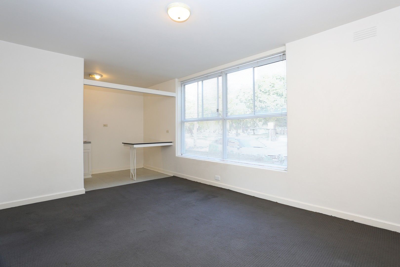 1 bedrooms Apartment / Unit / Flat in 2/26 Garton St CARLTON NORTH VIC, 3054
