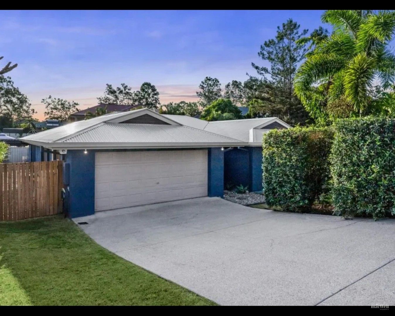 4 bedrooms House in 46 Zambesi Street RIVERHILLS QLD, 4074