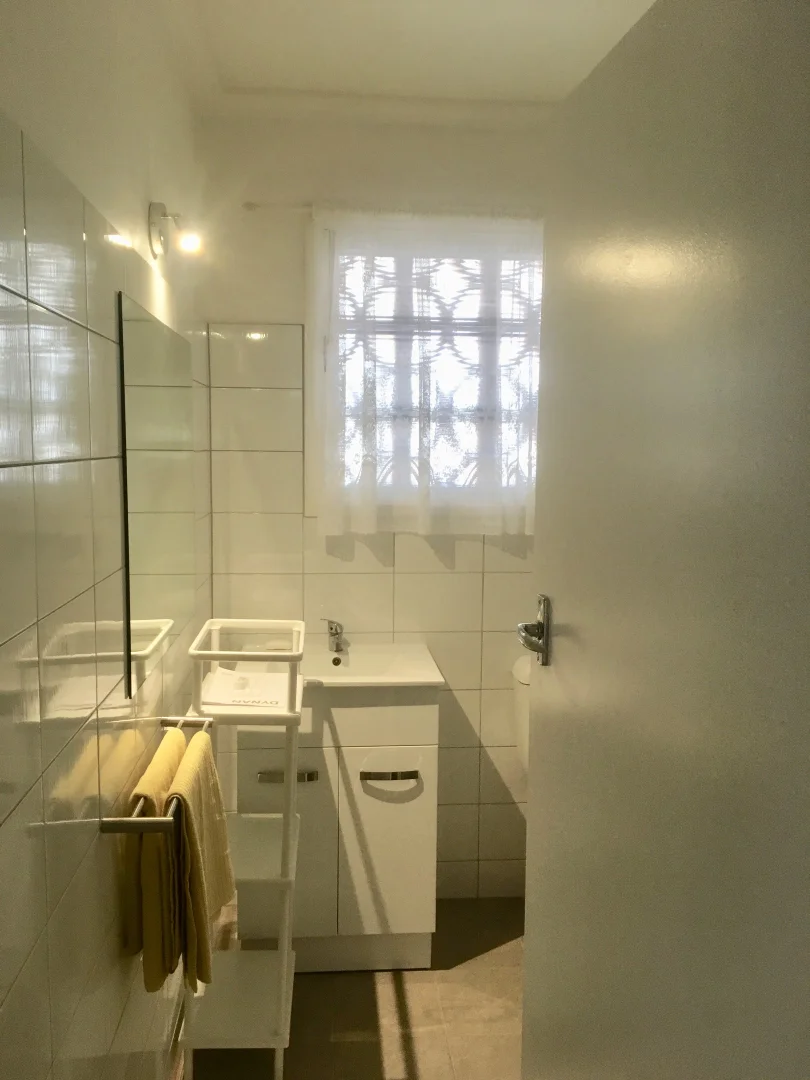 Additional image 5 of Glenelg East SA 5045