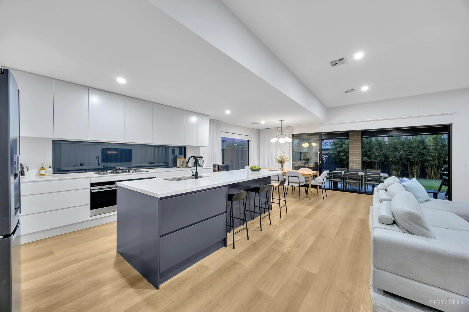 19 Bellerive Crescent, Strathtulloh VIC 3338