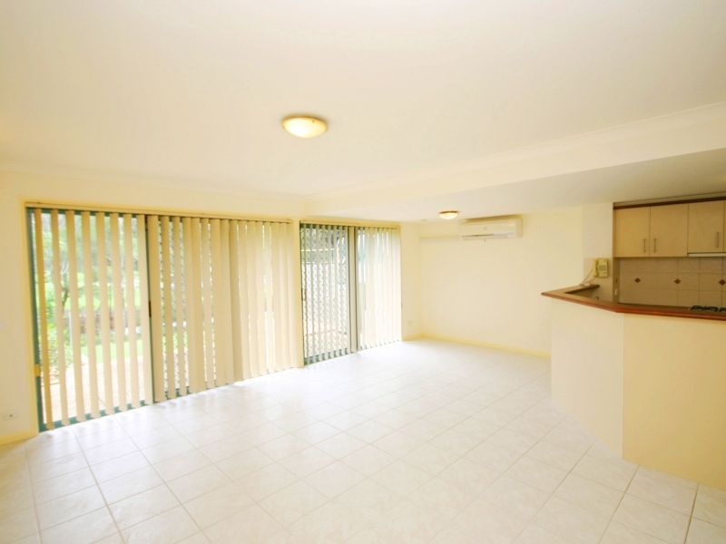 30/19 Santa Barbara Road, Hope Island QLD 4212, Image 2