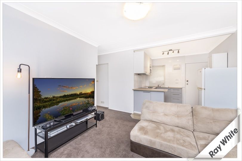 4/4 Fairmount Crescent, Karabar NSW 2620, Image 1