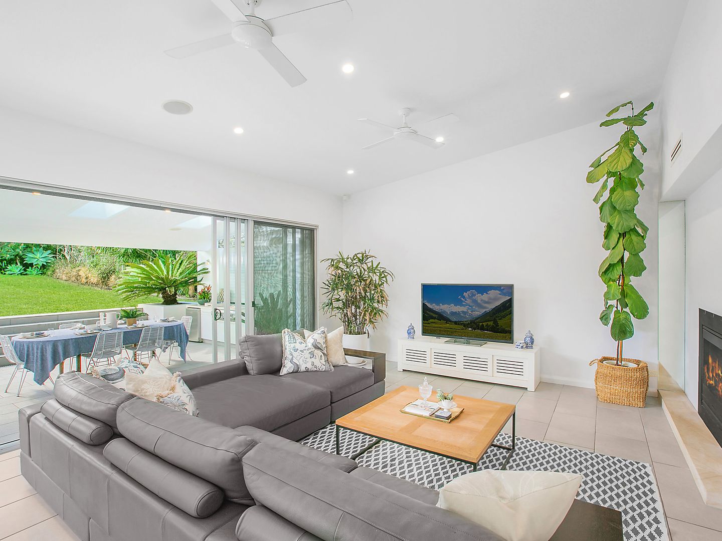 30 Cumberland Avenue, Collaroy NSW 2097, Image 2