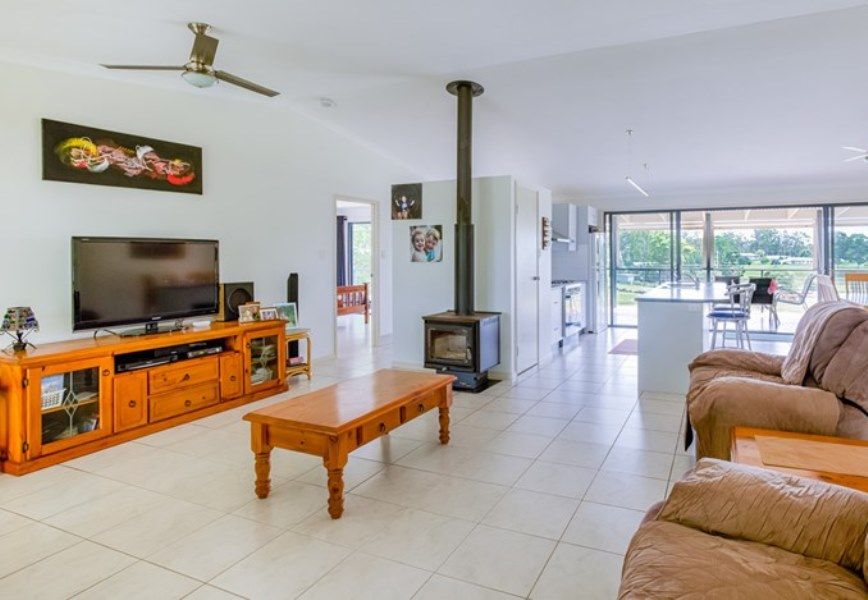 55 Taylor Road, Veteran QLD 4570, Image 2