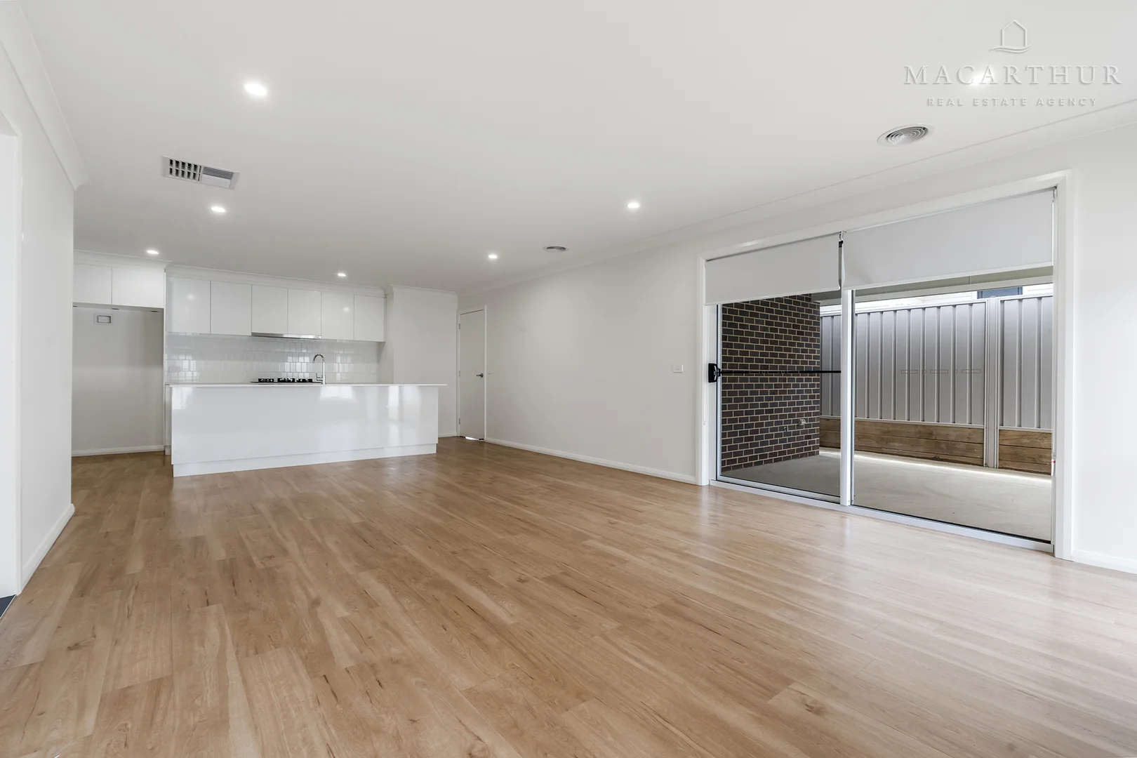 Additional image 3 of 163 Valencia Drive, Gobbagombalin NSW 2650