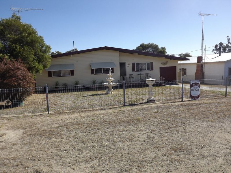 77 Inverell Street, Ashford NSW 2361