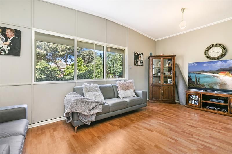 37 Crisp Road, Elizabeth Downs SA 5113, Image 2