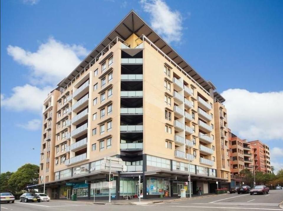 3 bedrooms Apartment / Unit / Flat in 40/313 Forest Rd HURSTVILLE NSW, 2220