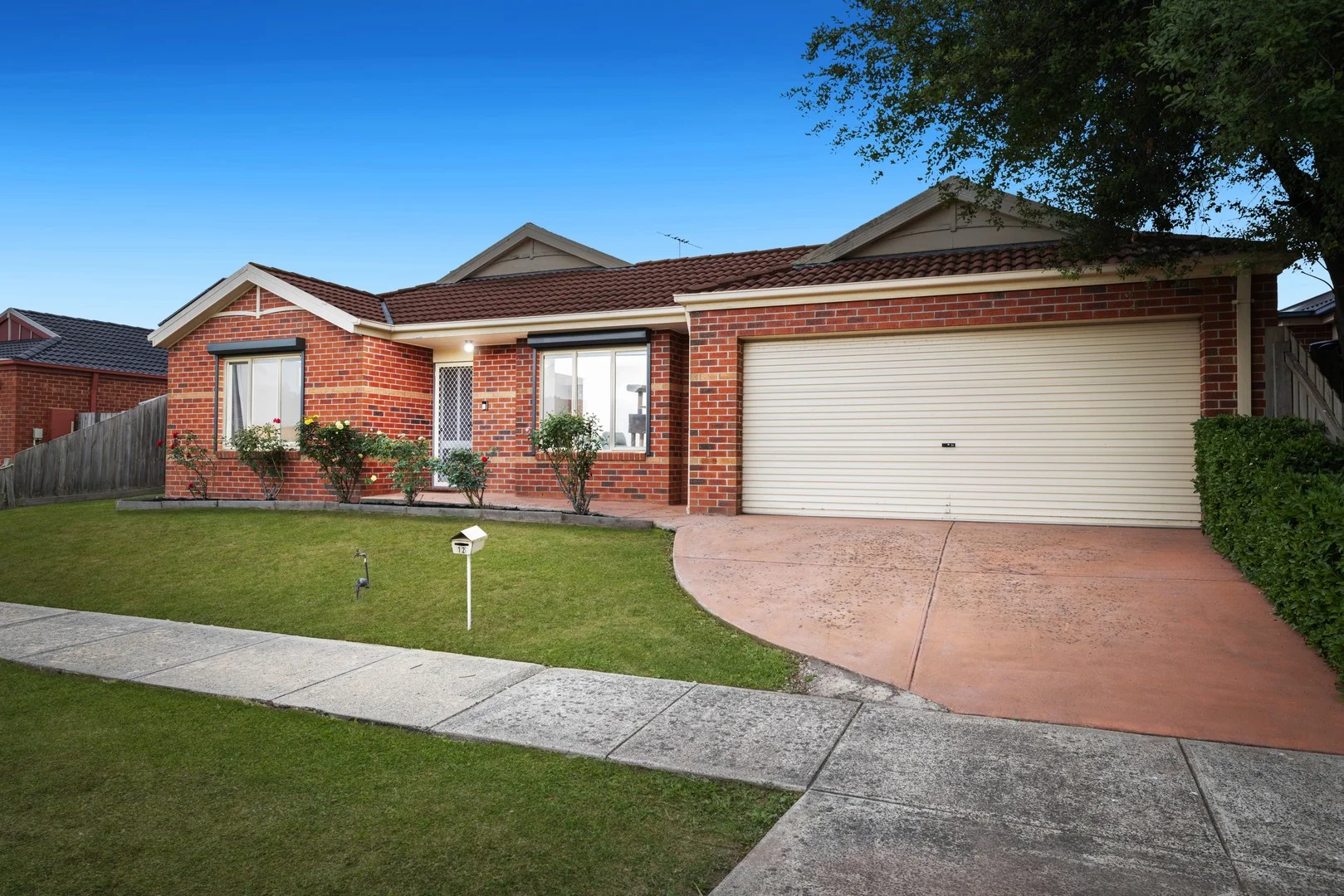 12 Breamlea Way, Cranbourne West VIC 3977