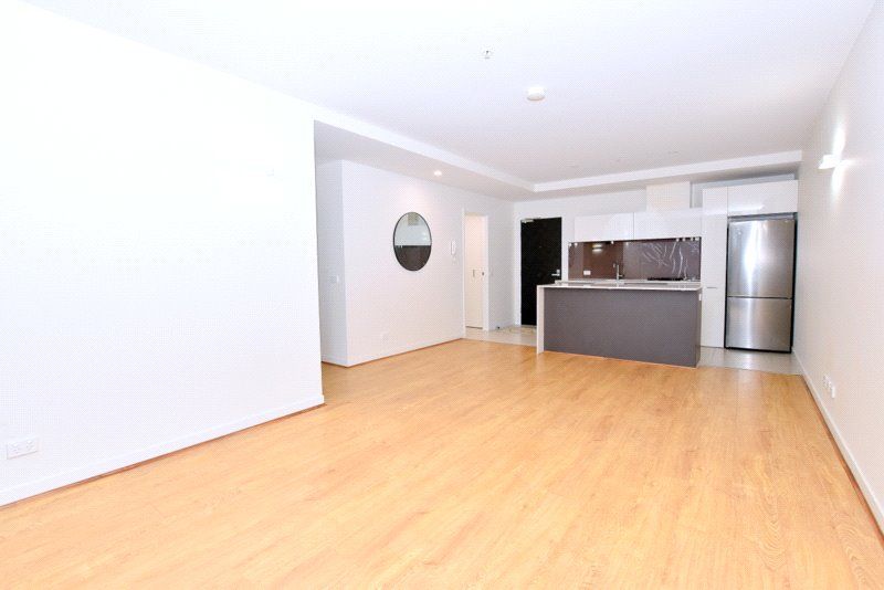 2 bedrooms Apartment / Unit / Flat in 2002/200 Spencer Street MELBOURNE VIC, 3000