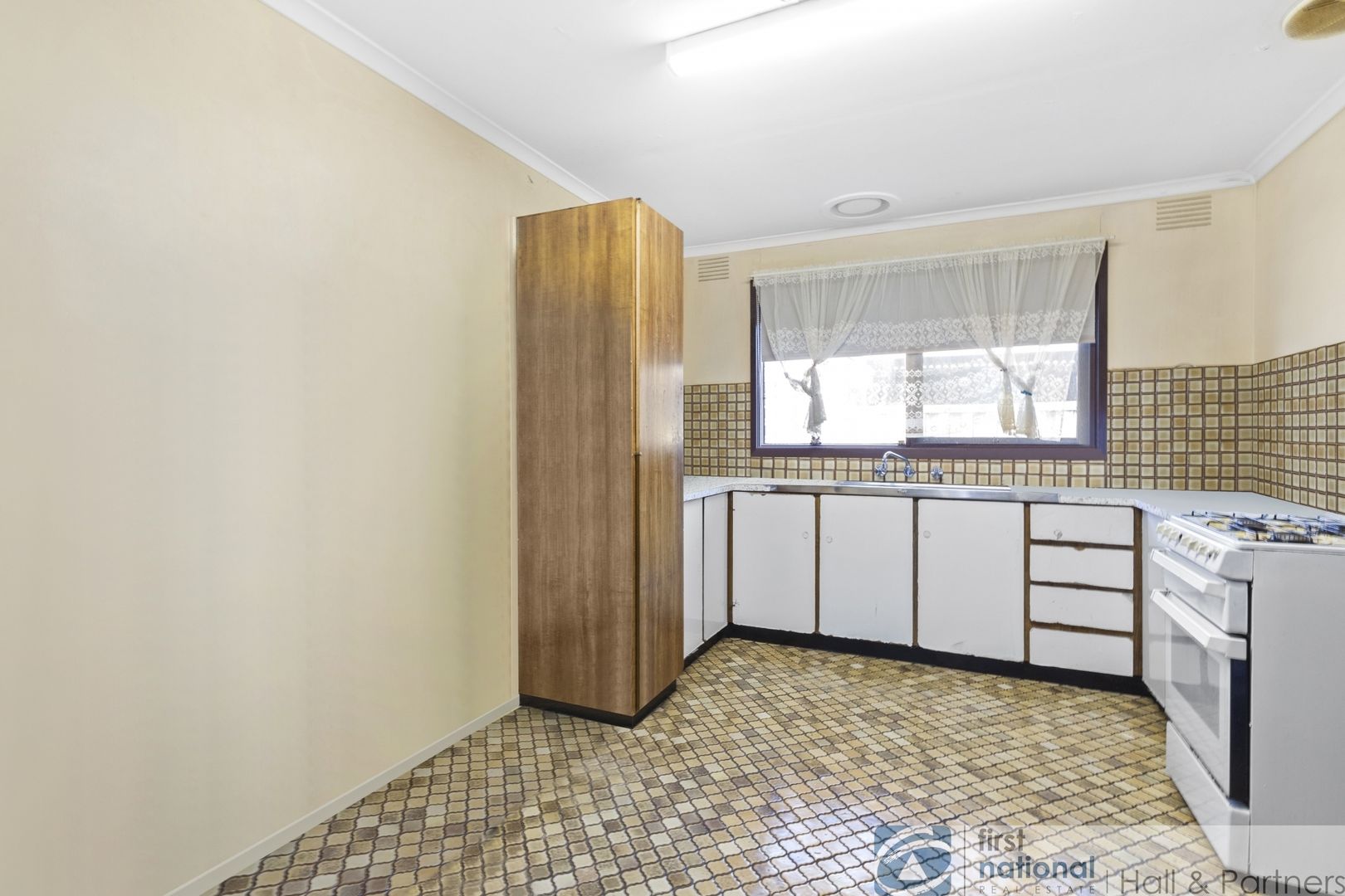 4/25-27 Henderson Road, Keysborough VIC 3173, Image 2