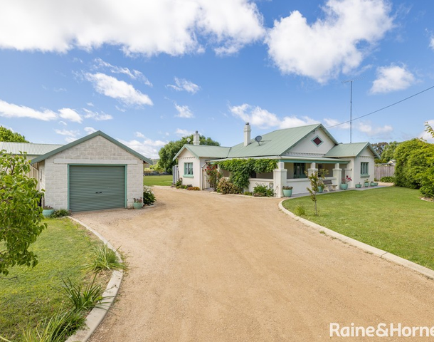 17 Rockley Street, Georges Plains NSW 2795