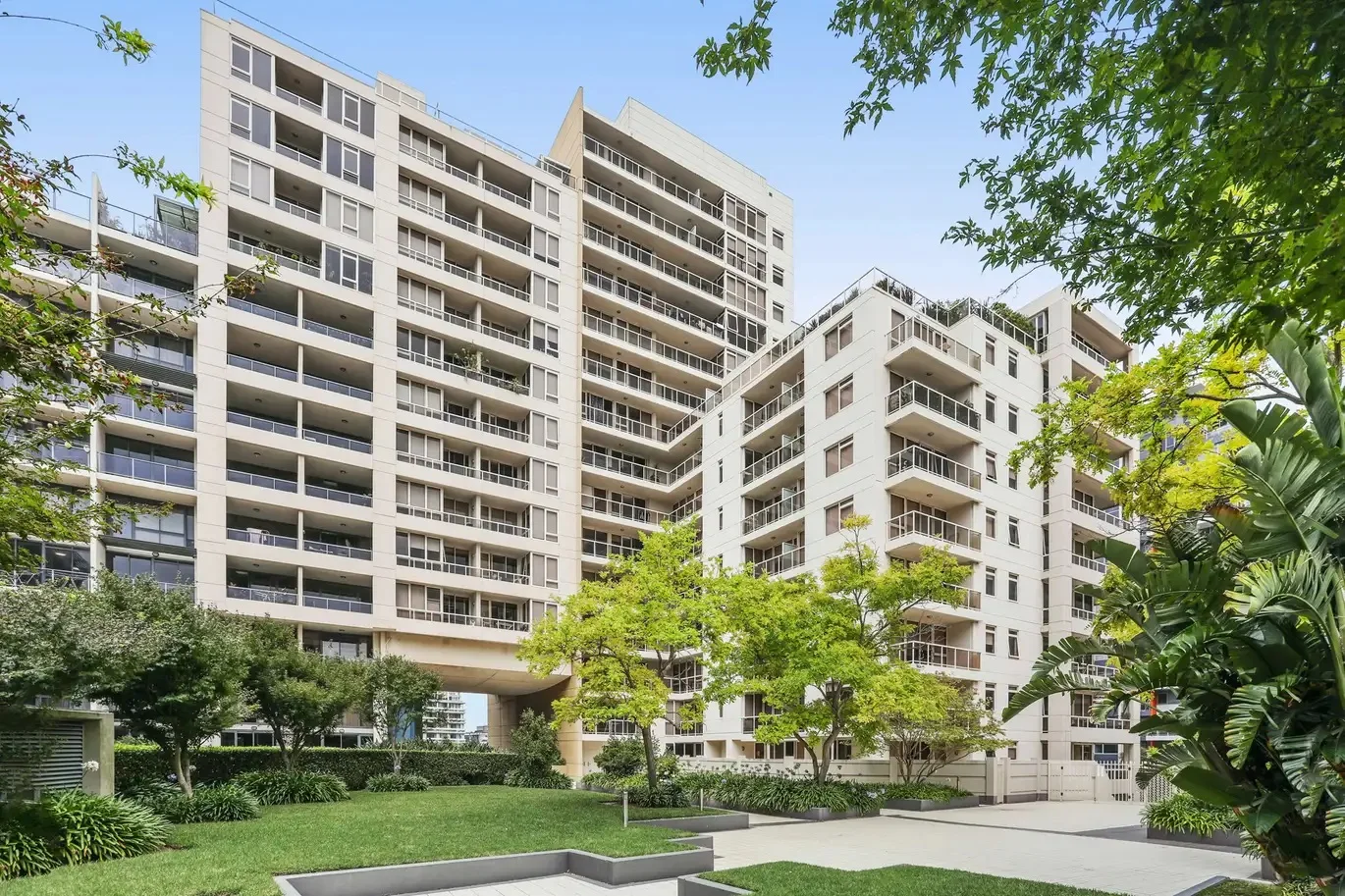 Additional image 10 of 345/8 Lachlan Street, Waterloo NSW 2017