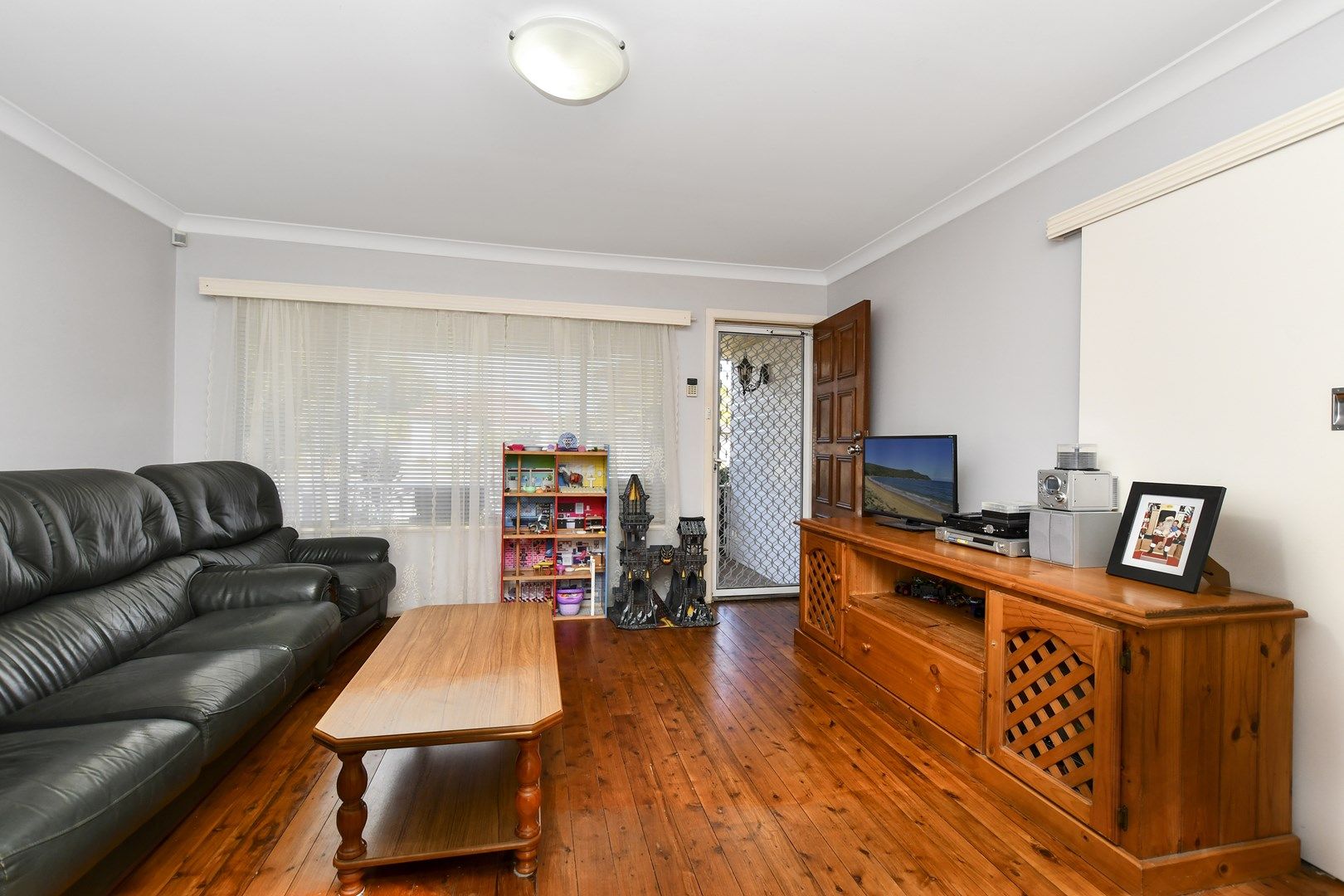 11 Lone Pine Avenue, Umina Beach NSW 2257, Image 1