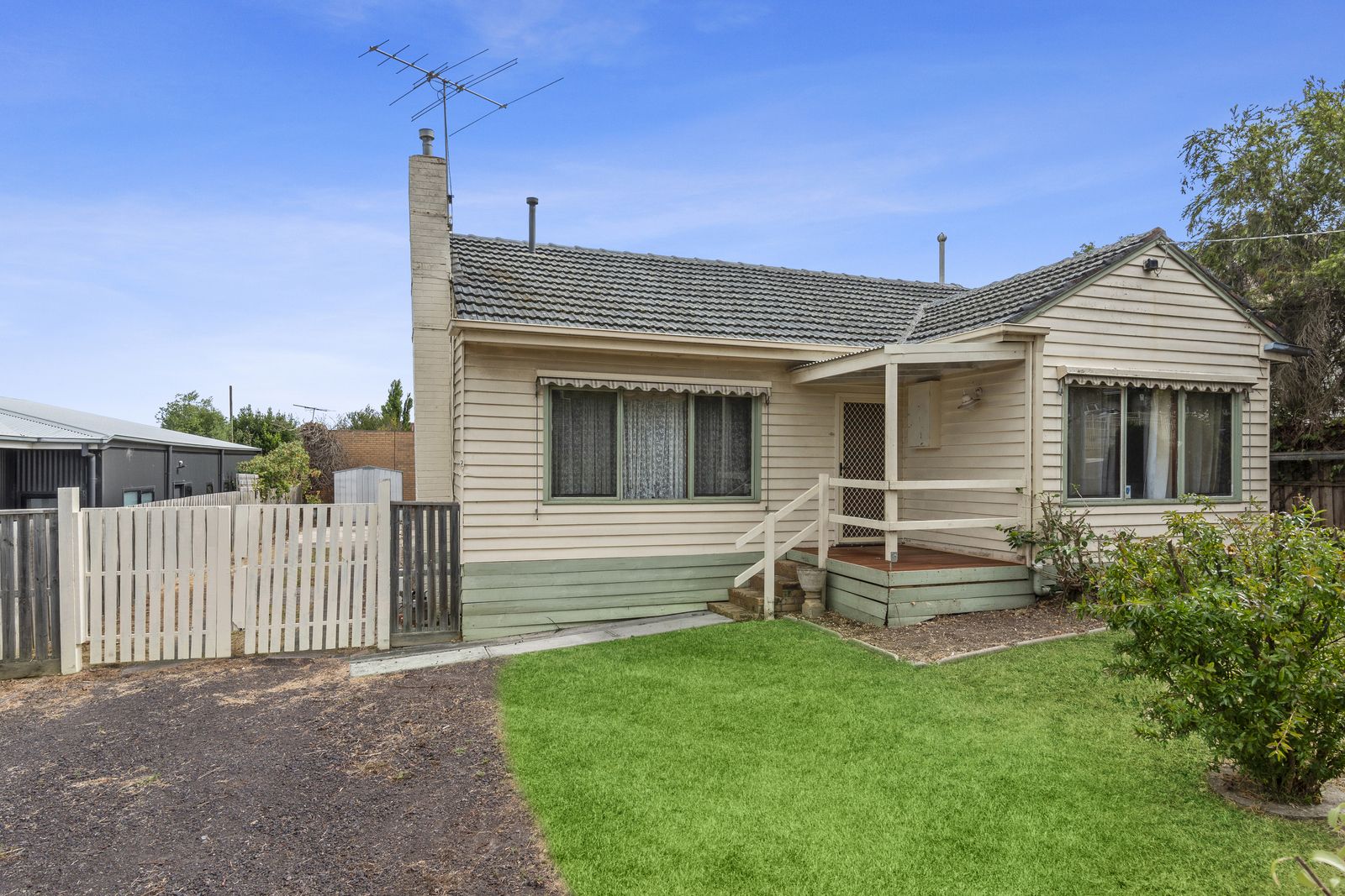 7 Chaucer Street, Hamlyn Heights VIC 3215, Image 0