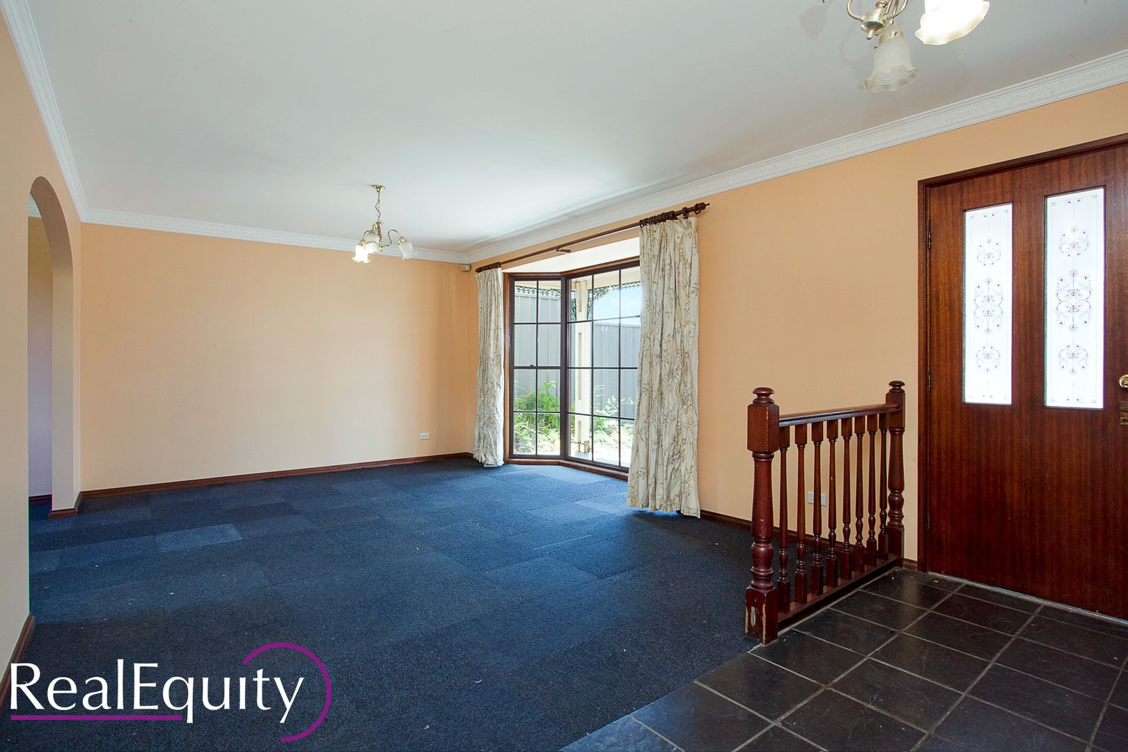 17 Rugby Crescent, Chipping Norton NSW 2170, Image 1