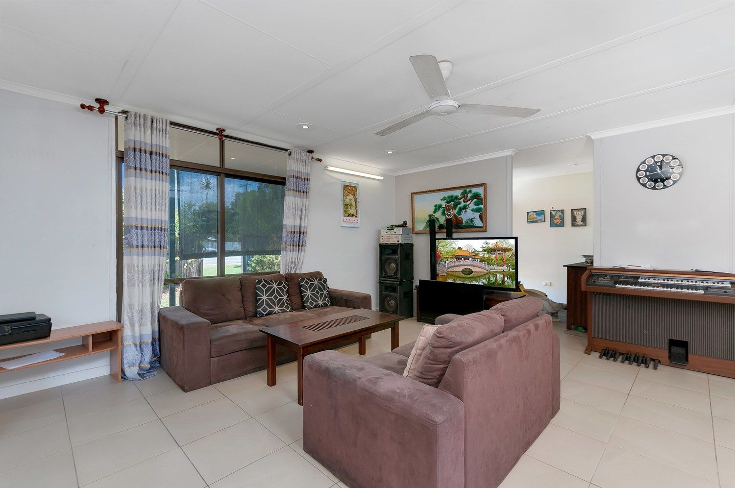 15 Veivers Close, Westcourt QLD 4870, Image 1