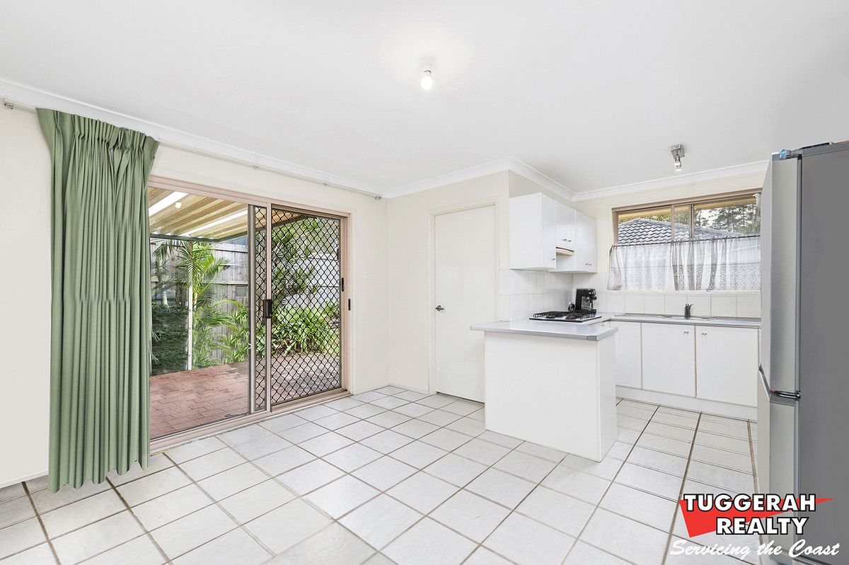 29 Burbank Drive, Tuggerah NSW 2259, Image 2