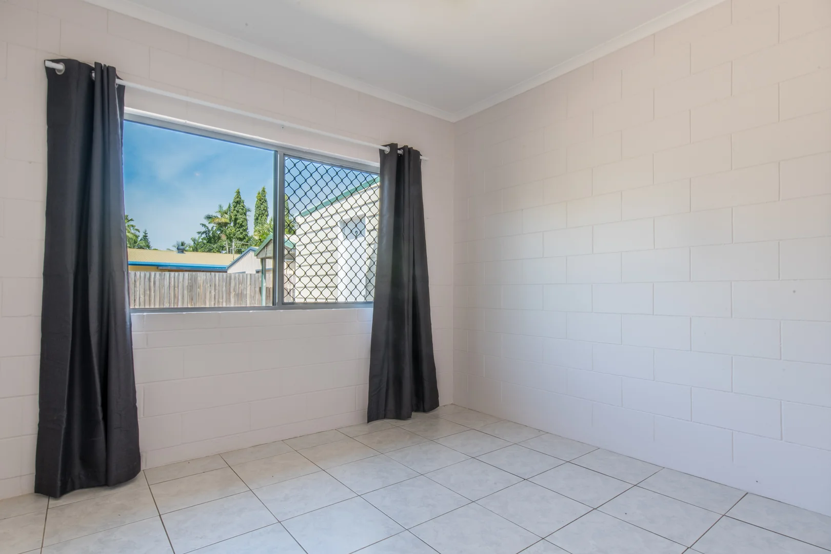 Additional image 4 of 2/4 Ireland Crescent, Whitfield QLD 4870