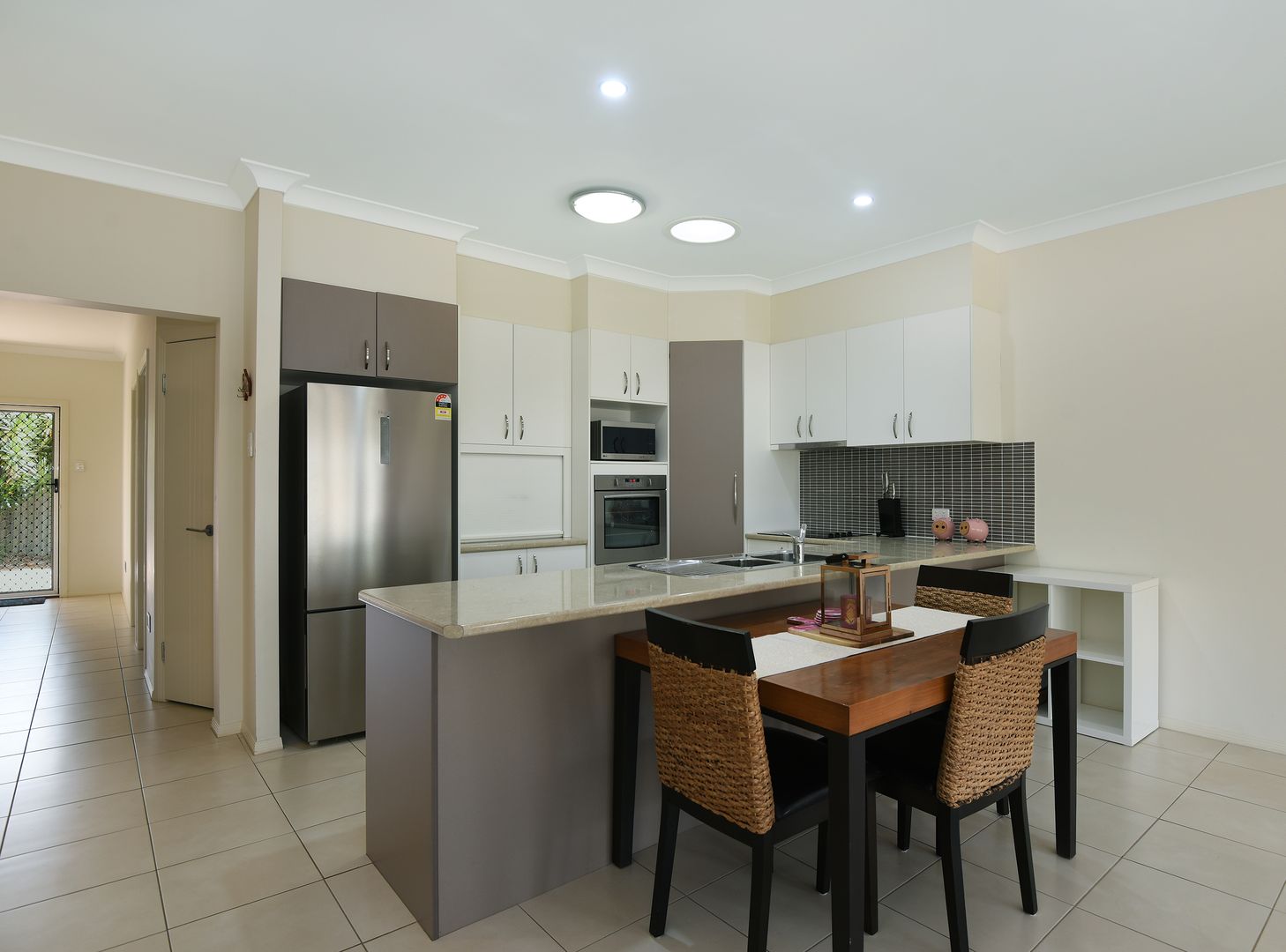2/13 Campbell Drive, Highfields QLD 4352, Image 2