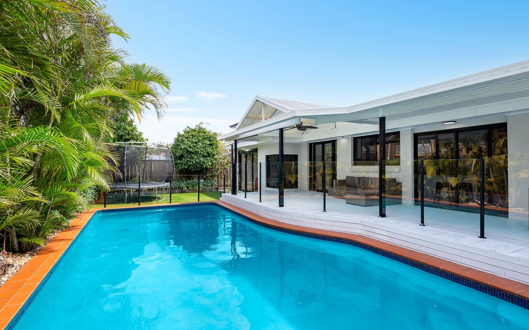 9 Murrumbidgee Avenue, Sylvania Waters NSW 2224 House For Rent